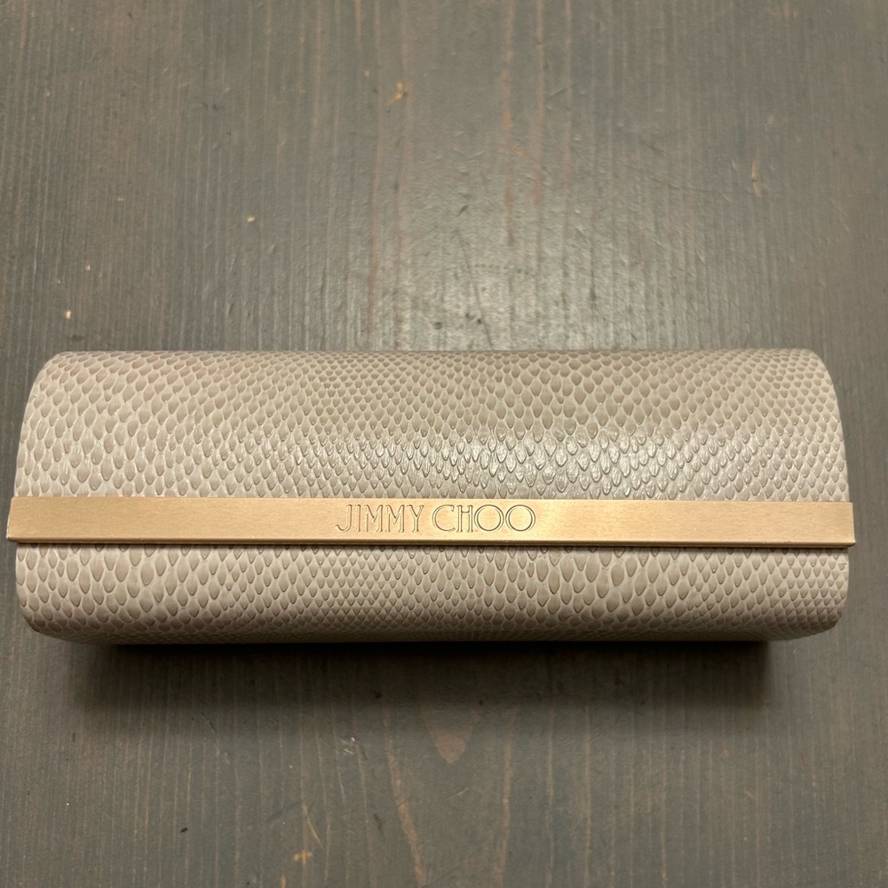 Jimmy Choo glasses case 
Nice case